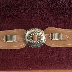 💎 Women’s Detailed Leather Belt